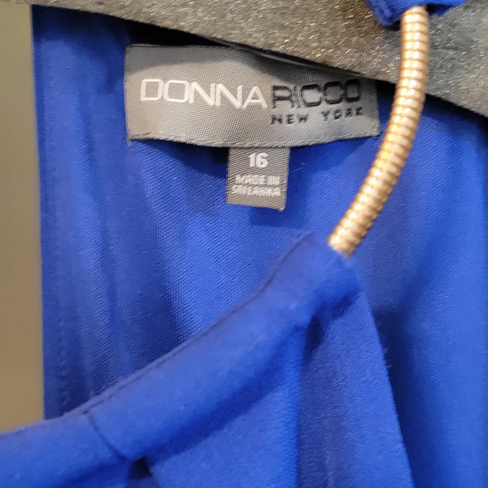 Jumper - Picture 2 of 4